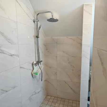 Meierei Kohviku Majutus Inn *