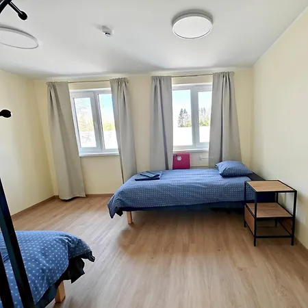 Meierei Kohviku Majutus Inn *